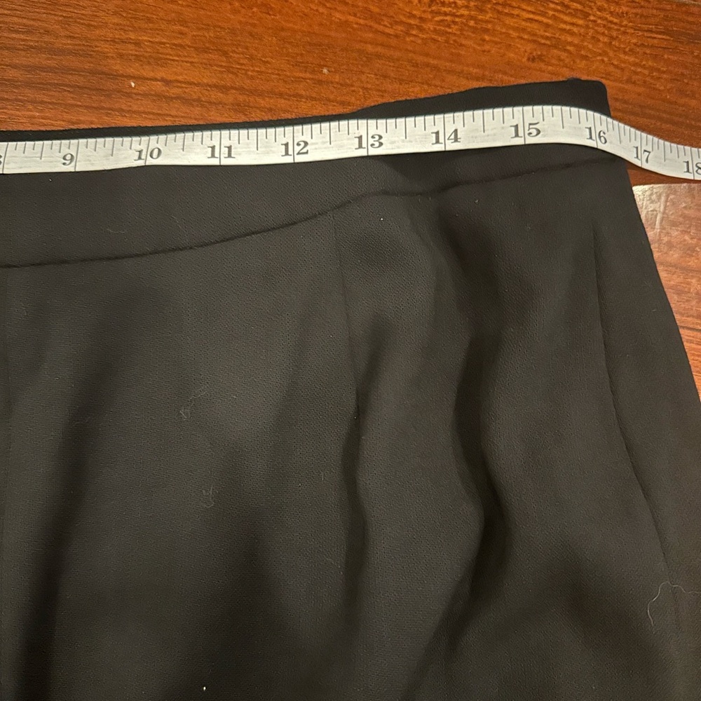 Valentino Black Wool Skirt – Made in Italy – Size M - Picture 9 of 9